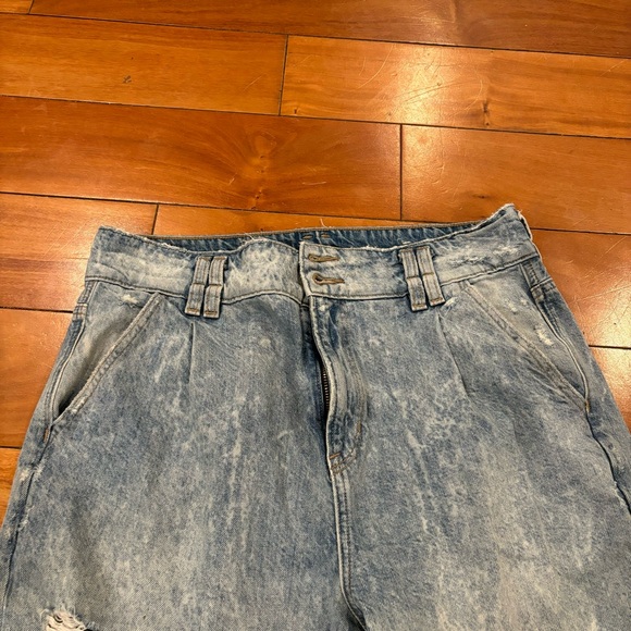 High Waisted Mom Jeans - Picture 2 of 8